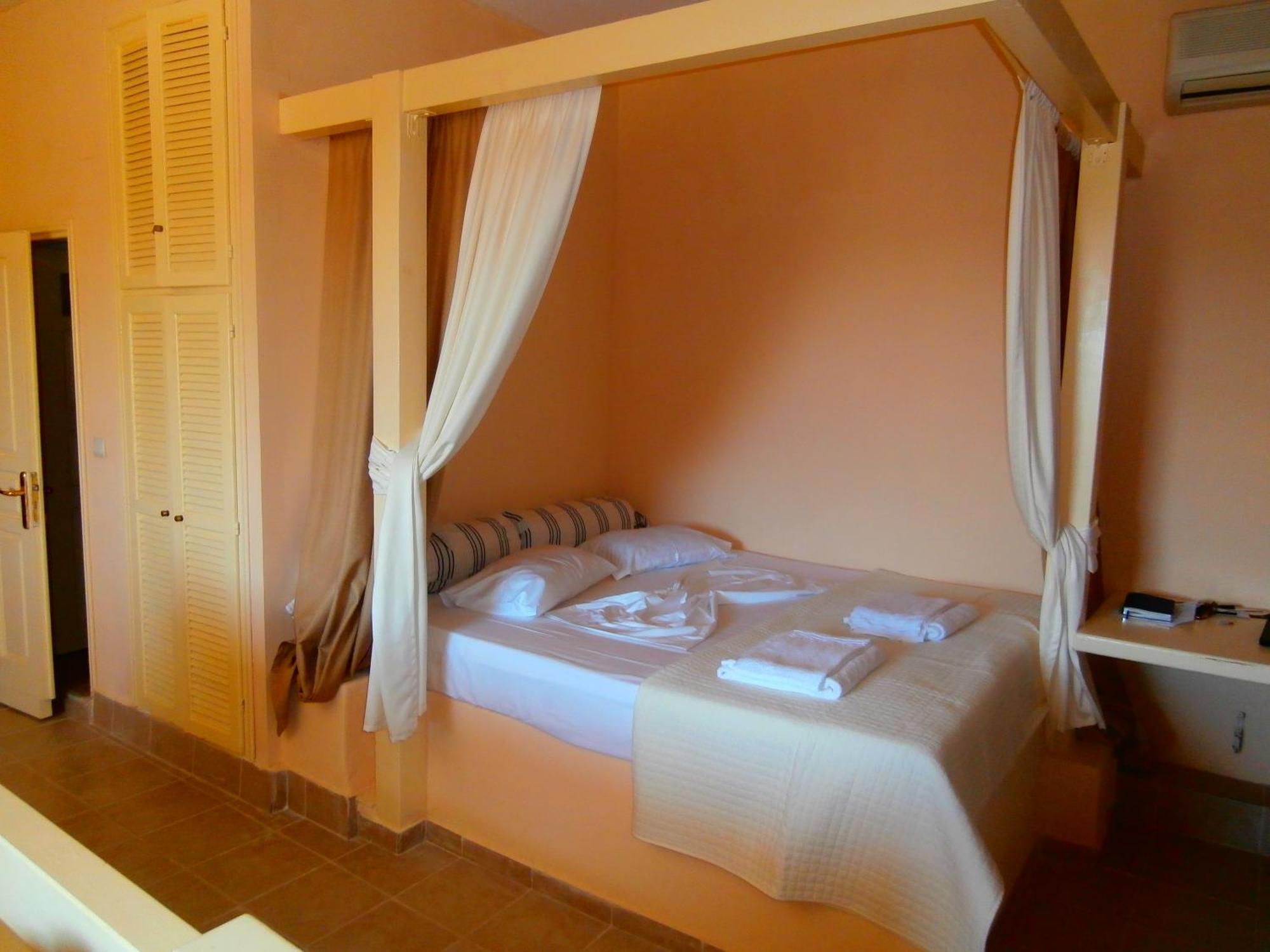 Villa Tzortzakos By Holiday Homes Mavrovoúnion المظهر الخارجي الصورة